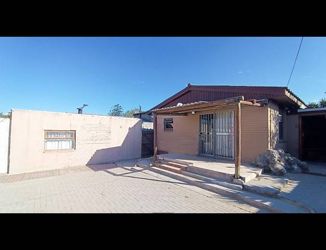 5 BEDROOM HOUSE FOR SALE IN BOTHASIG